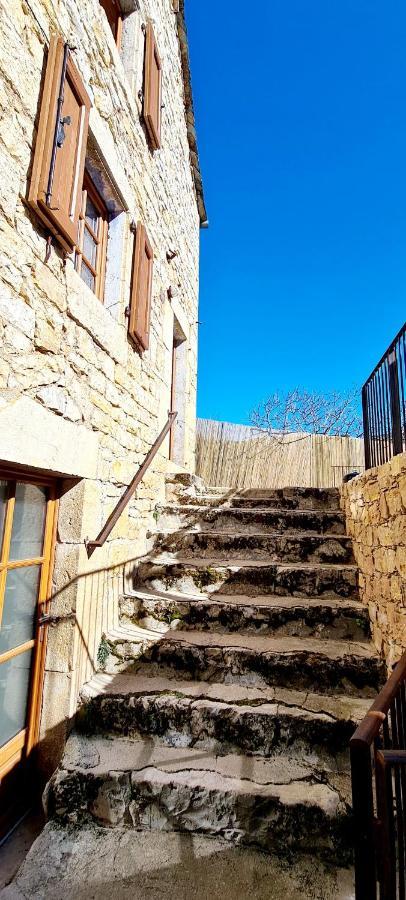 Gite La Cardabelle Ispagnac Exterior photo